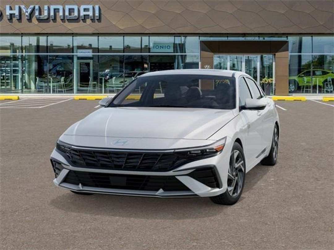 2026 Hyundai Elantra Limited - Image 6