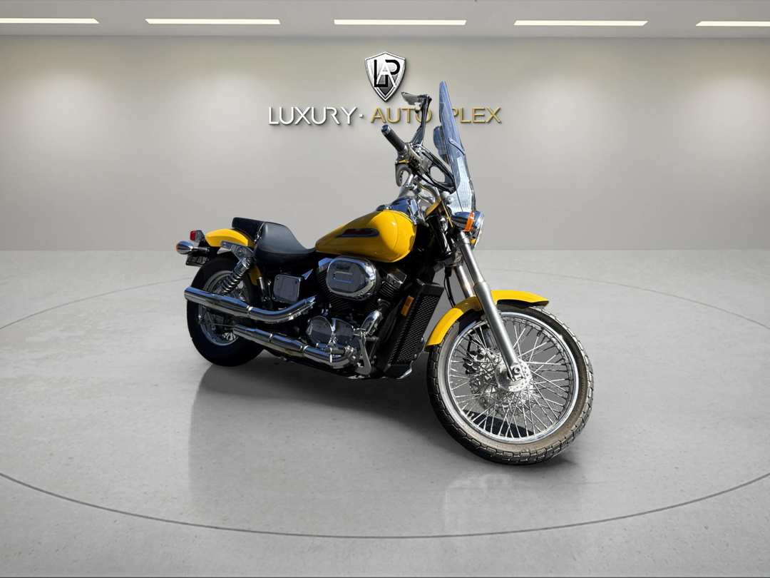 2002 Honda Shadow Spirit 750 MC NEW CONDITION ONLY 181 MILES - Image 3