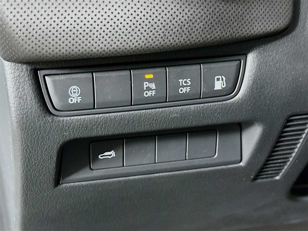 2026 MAZDA Cx-50 Preferred - Image 10