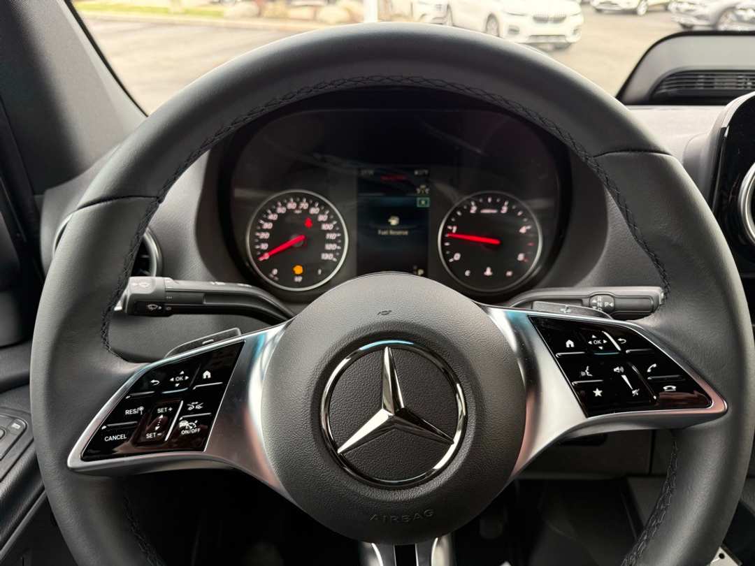 2025 Mercedes-Benz Sprinter 4500 Extended Cargo 170 in. WB - Image 29