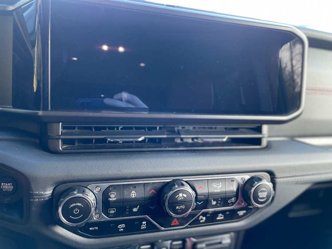 2024 Jeep Wrangler Rubicon 392 - Image 16