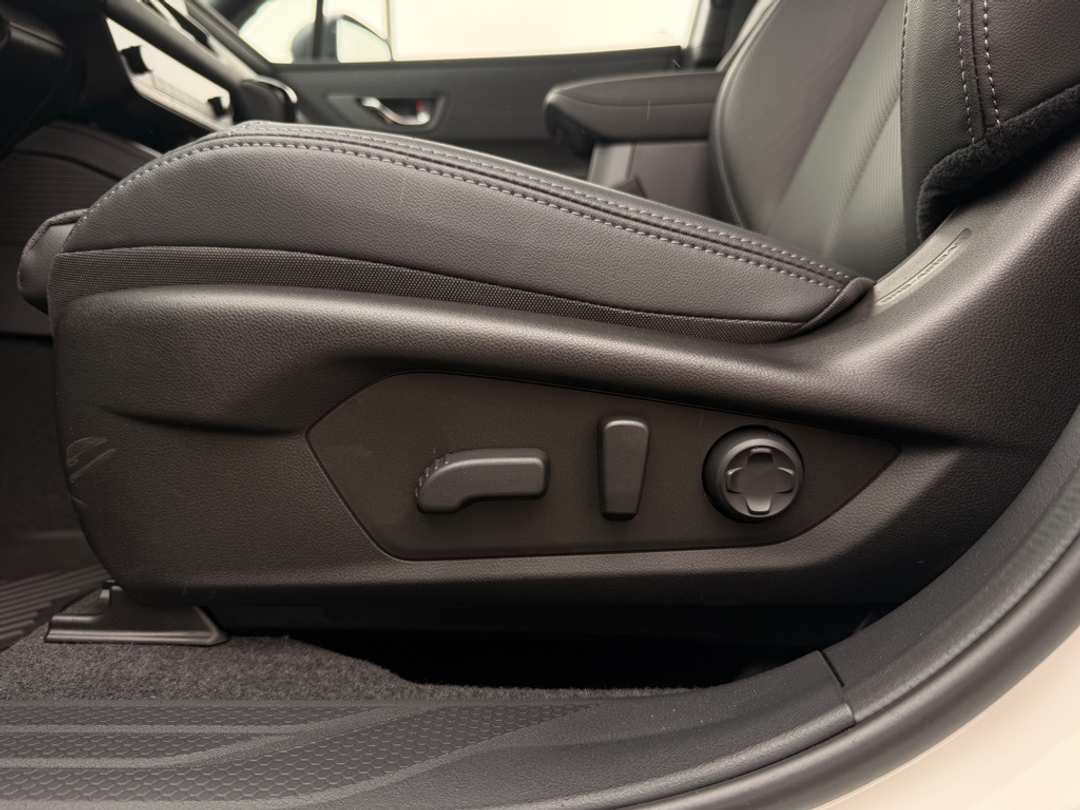 2026 Subaru Outback Touring XT - Image 17