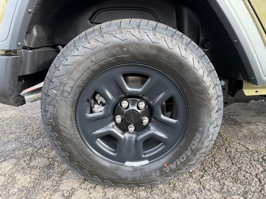 2026 Jeep Wrangler Sport - Image 10