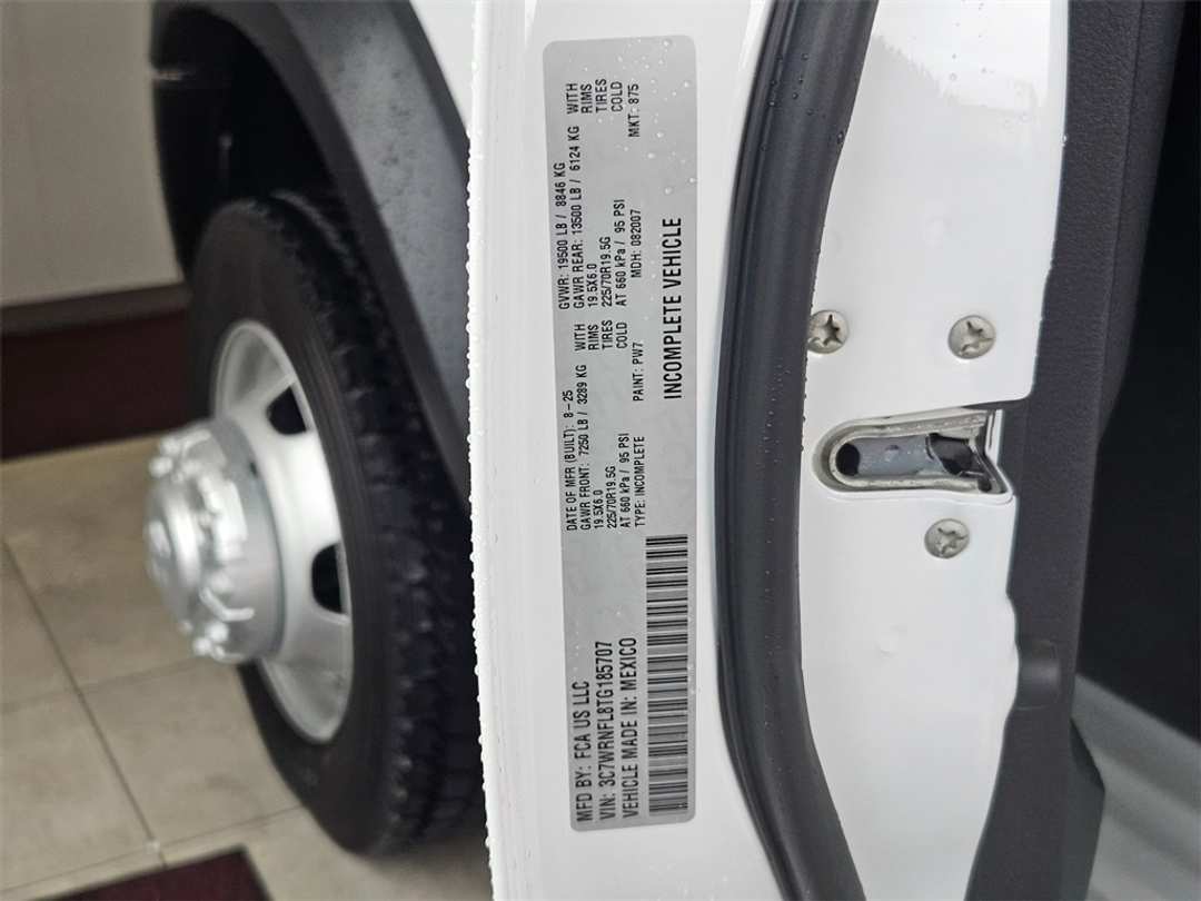 2026 Ram 5500Hd Tradesman - Image 39