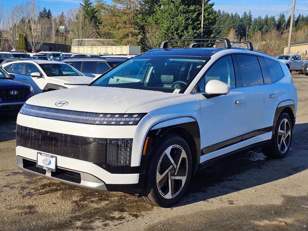 2026 Hyundai Ioniq 9 Performance Limited - Image 3