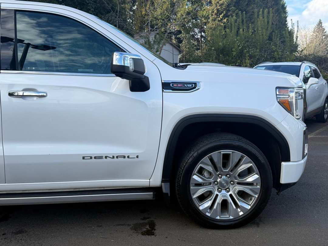 2021 GMC Sierra 1500 Denali - Image 19