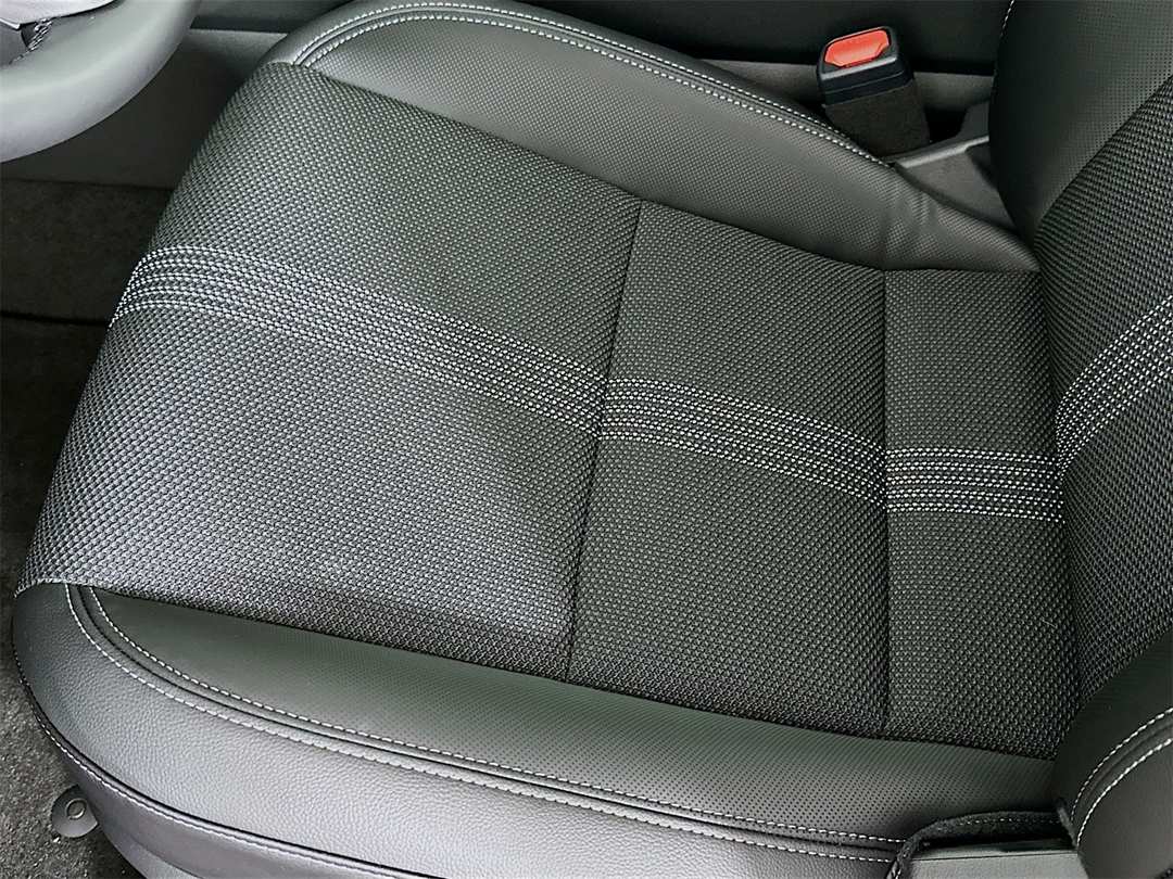 2026 MAZDA Cx-50 Preferred - Image 18