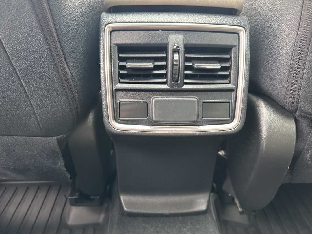 2019 Subaru Forester Premium - Image 23