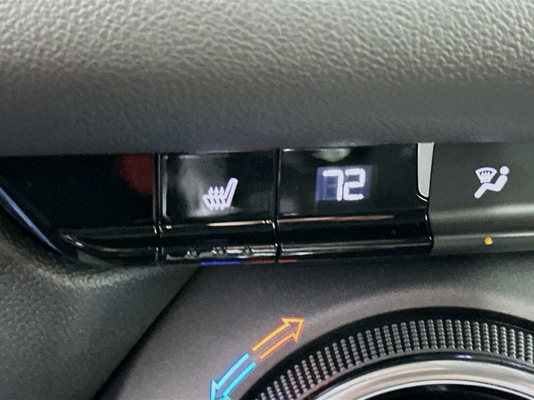 2025 Chevrolet Blazer LT - Image 21