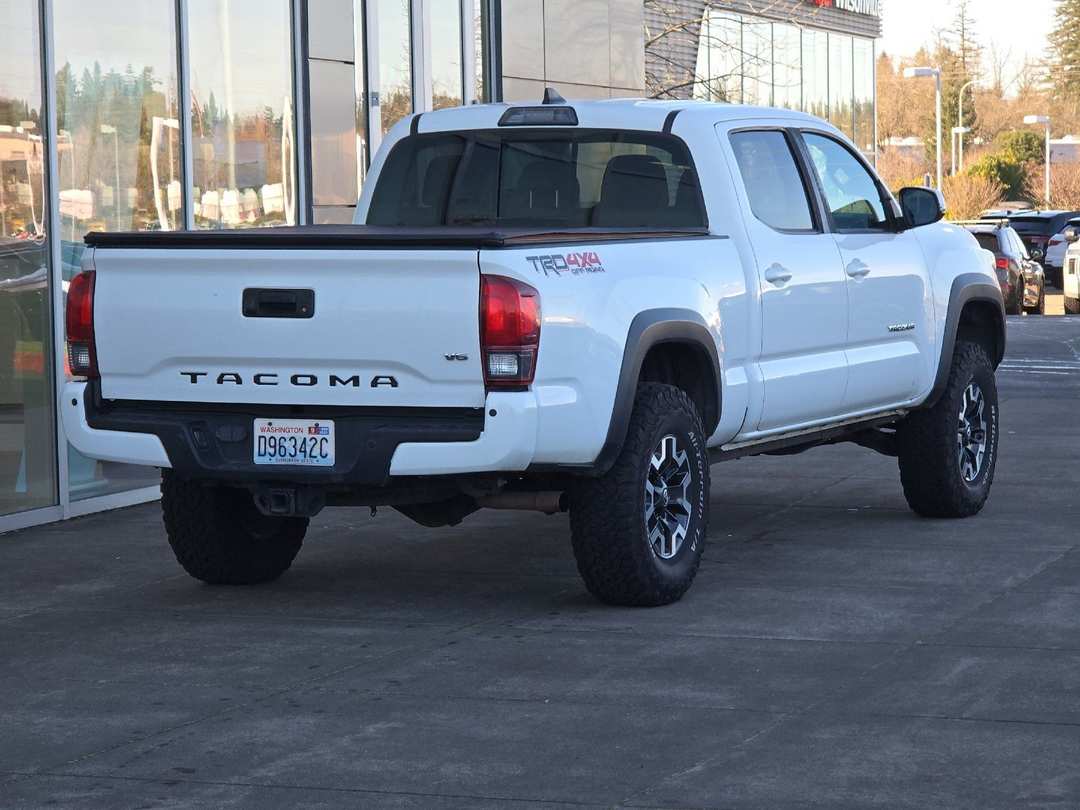 2019 Toyota Tacoma TRD OffRoad - Image 3