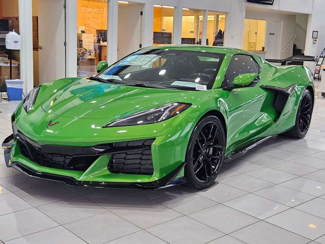 2026 Chevrolet Corvette Z06 - Image 2