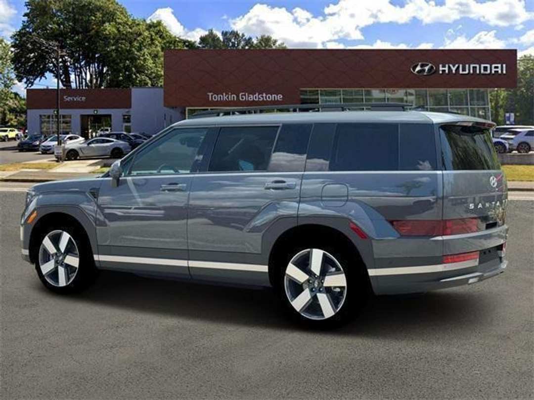 2026 Hyundai Santa Fe Limited - Image 4