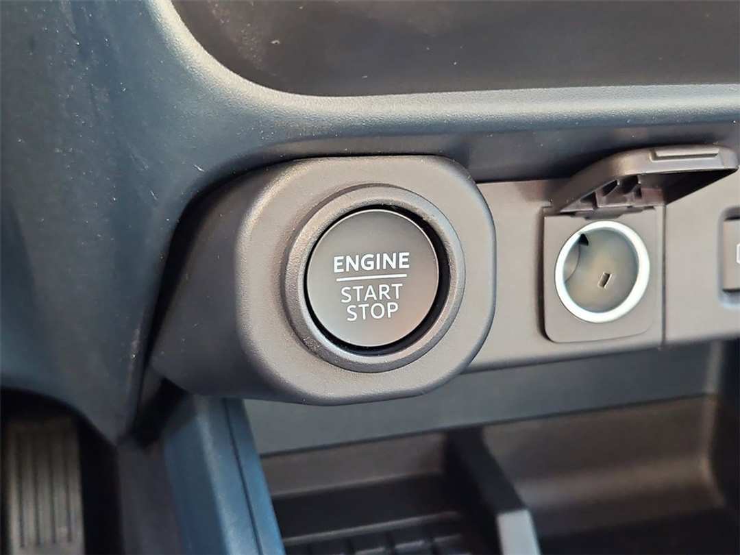 2025 Ford Maverick Lariat - Image 16