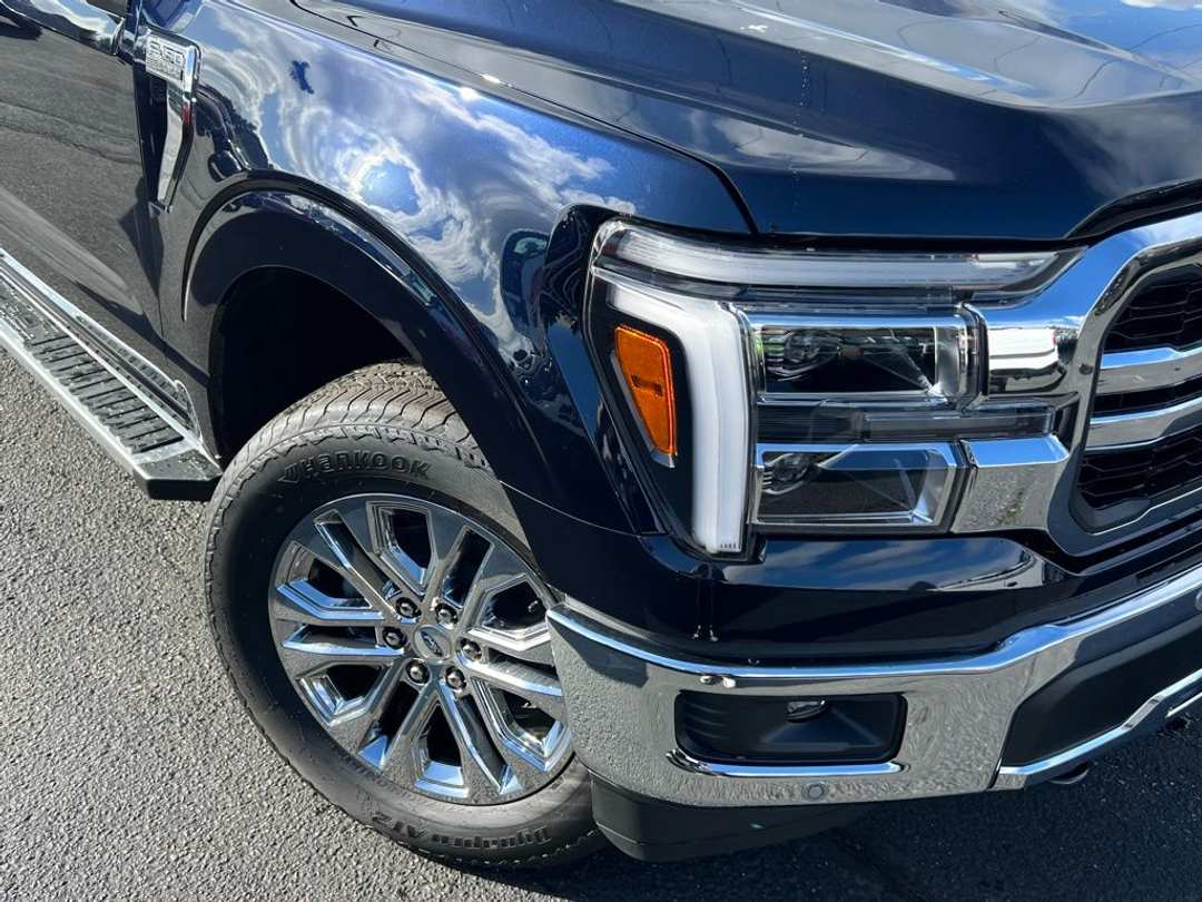 2026 Ford F-150 Lariat - Image 2