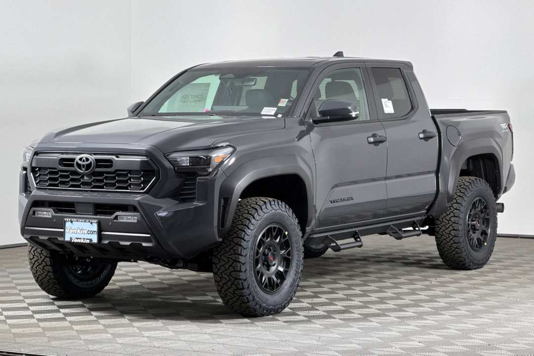 Toyota Tacoma - Image 7