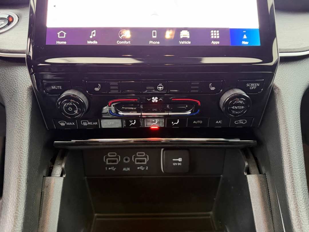 2025 Jeep Grand Cherokee Limited - Image 24