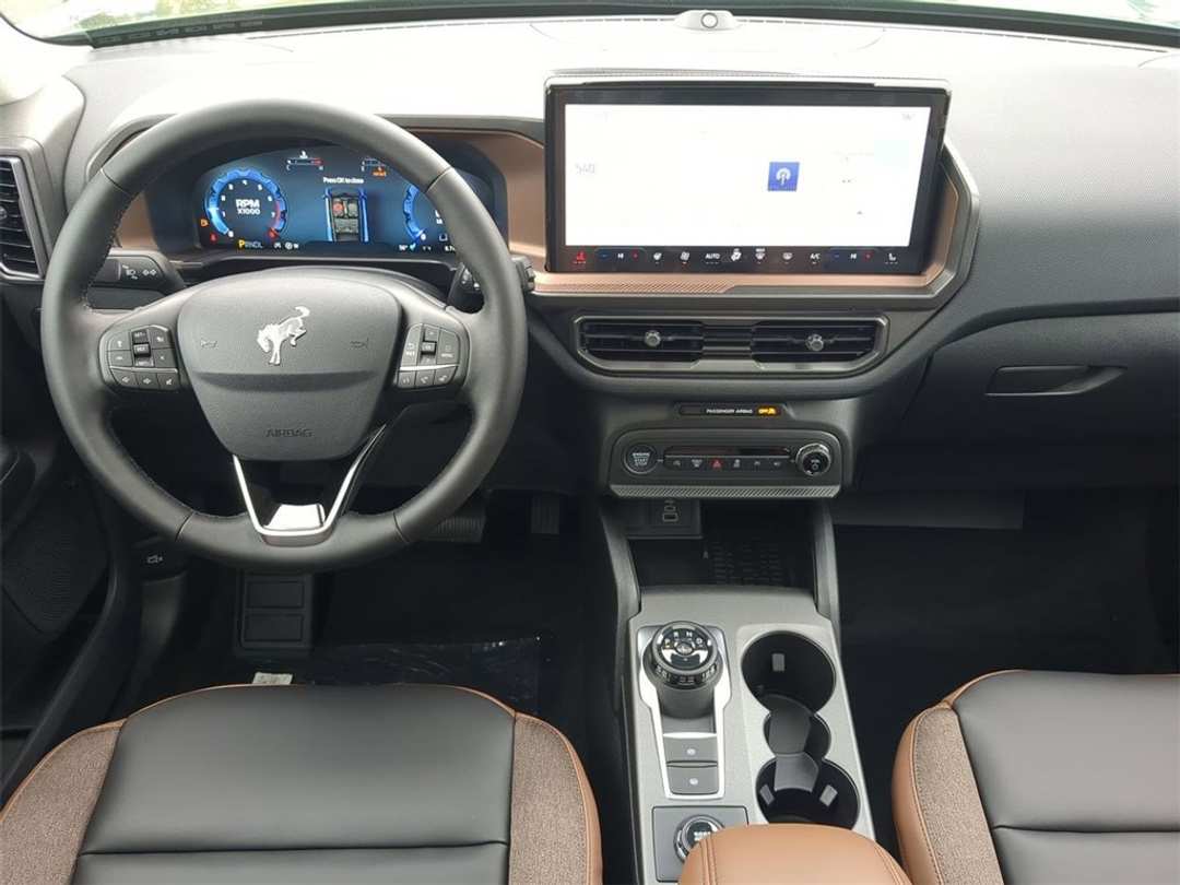 2025 Ford Bronco Sport Outer Banks - Image 24