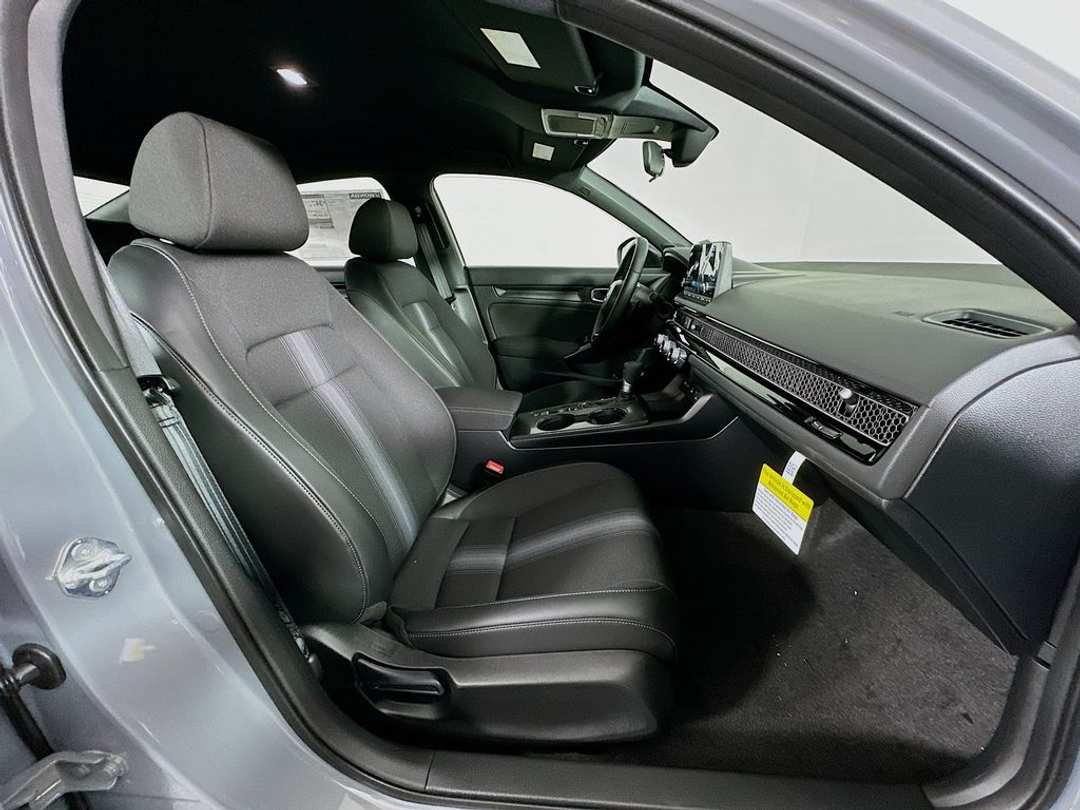 2026 Honda Civic Sport - Image 25
