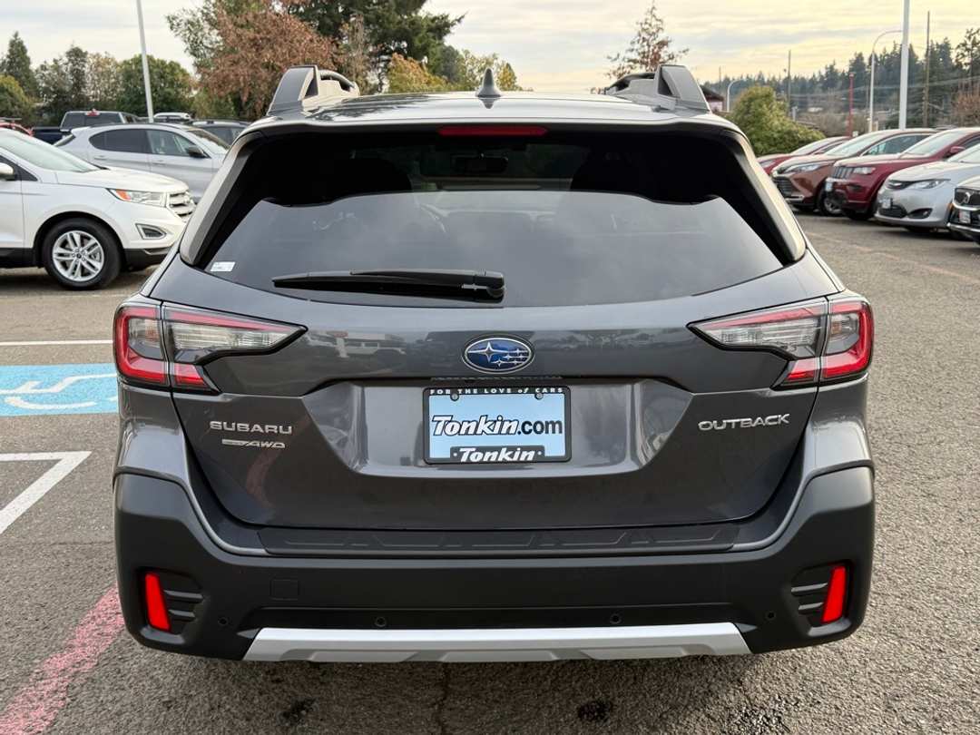 2022 Subaru Outback Limited - Image 7