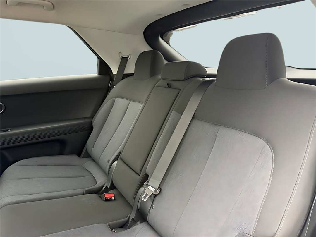 2026 Hyundai Ioniq 5 SE - Image 30