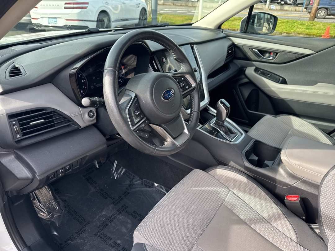 2020 Subaru Outback Premium - Image 19