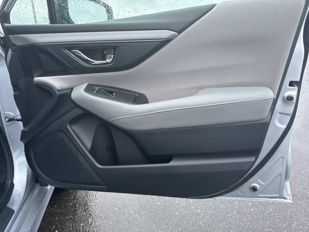 2025 Subaru Legacy Premium - Image 27