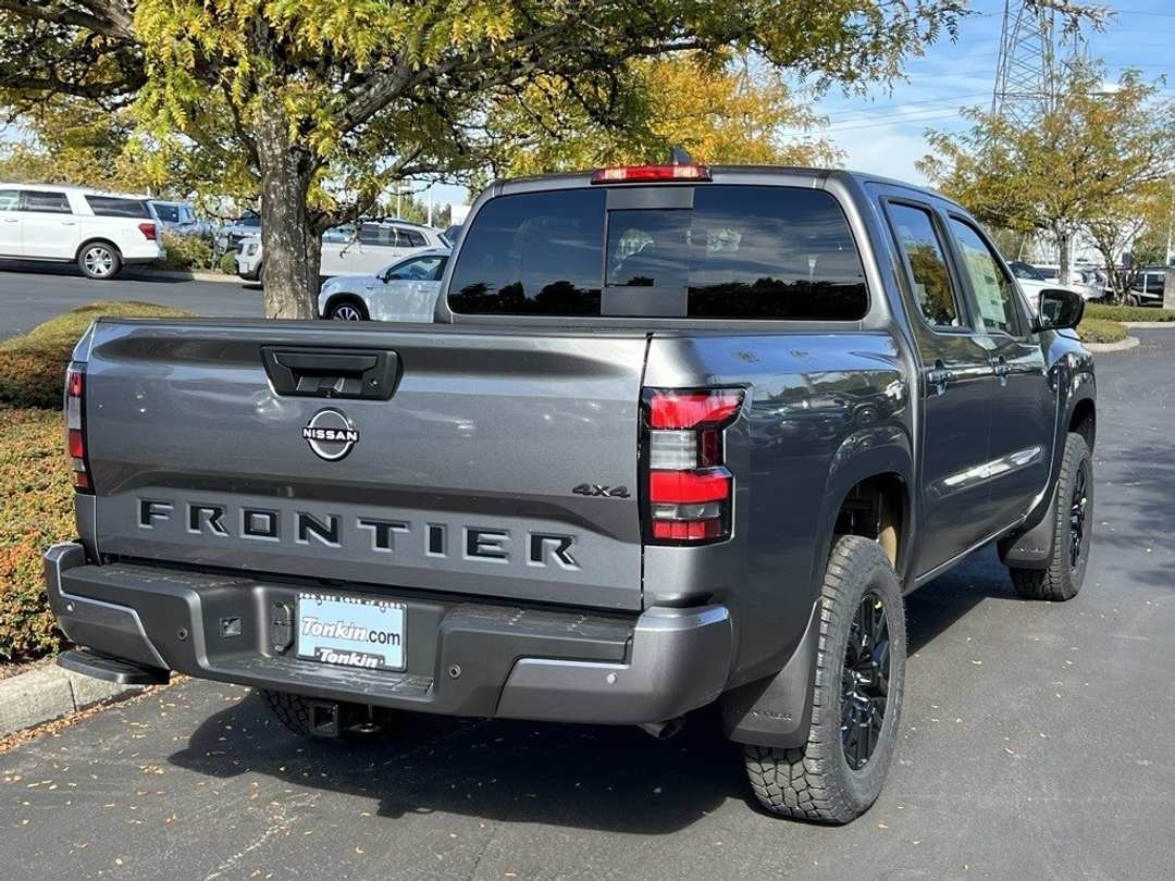 2026 Nissan Frontier SV - Image 6