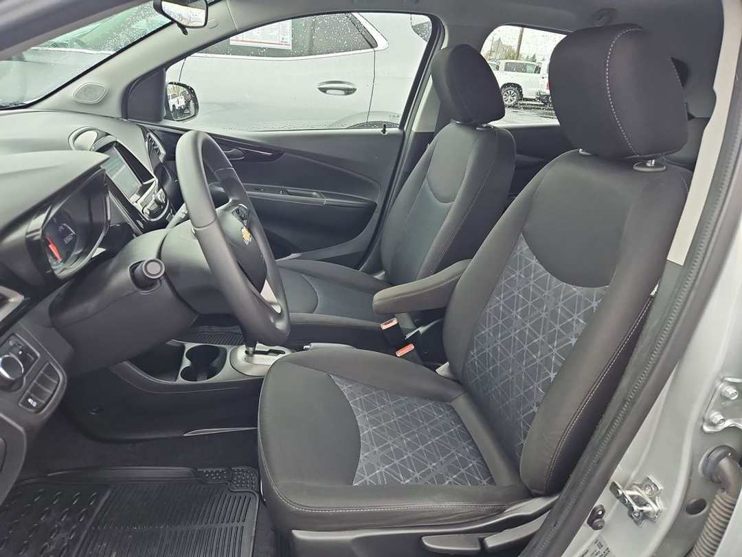 2021 Chevrolet Spark 1LT - Image 21