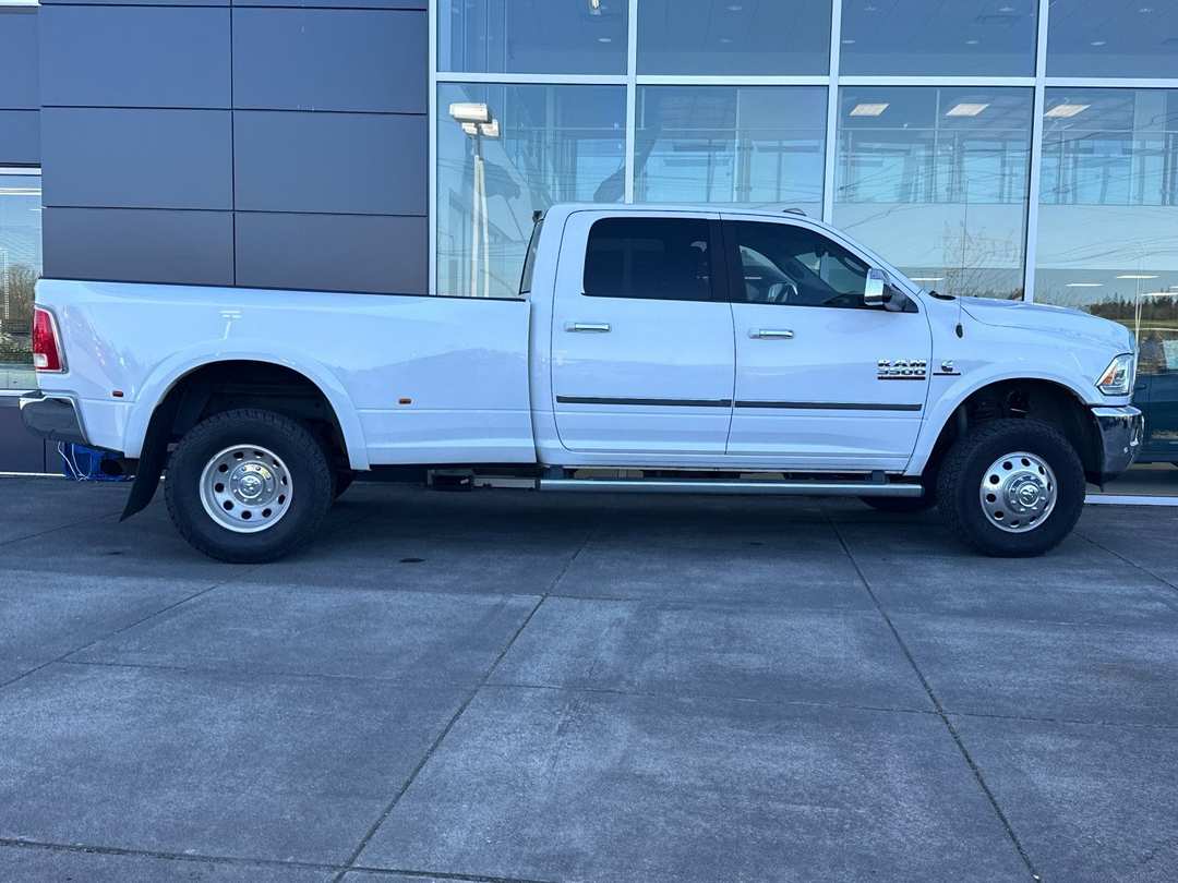 2018 Ram 3500 Laramie - Image 2