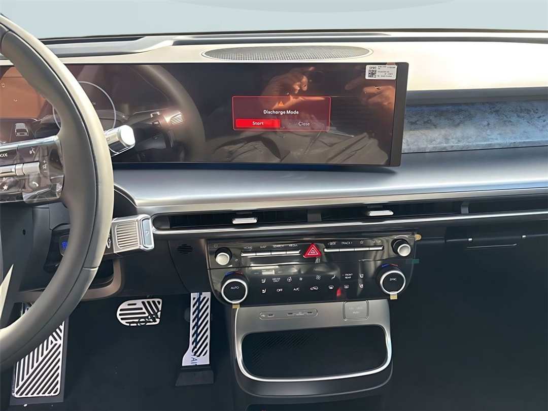 2026 Hyundai Ioniq 9 Performance Calligraphy - Image 22