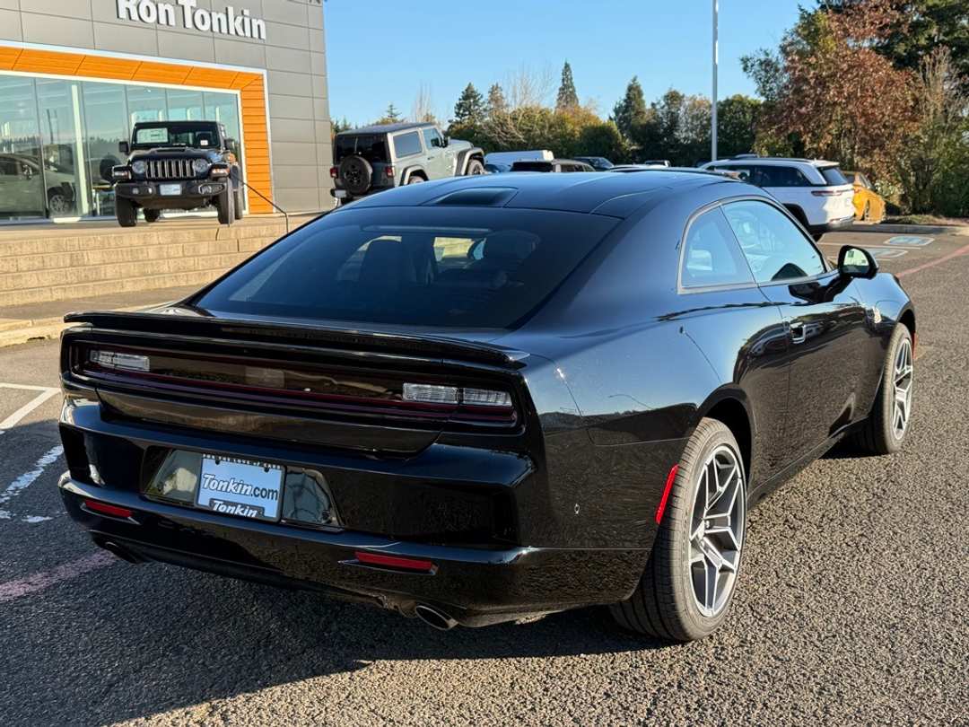 2026 Dodge Charger R/T Scat Pack - Image 8