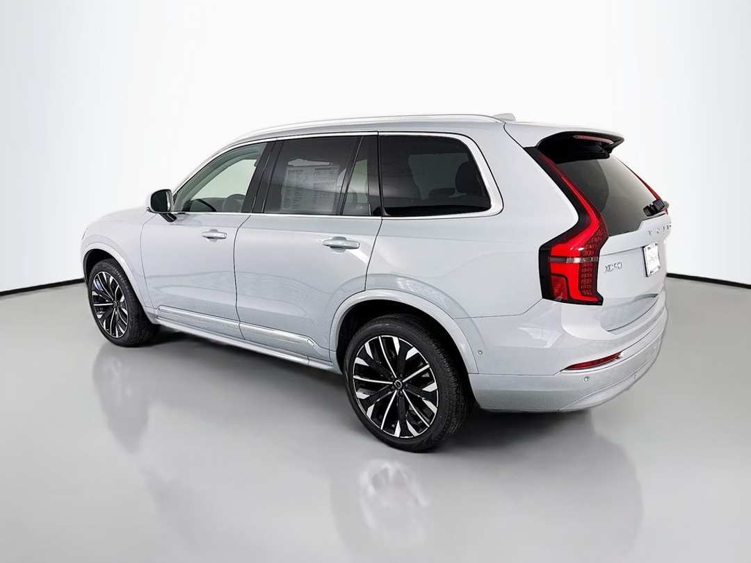 2026 Volvo Xc90 B6 Ultra - Image 3