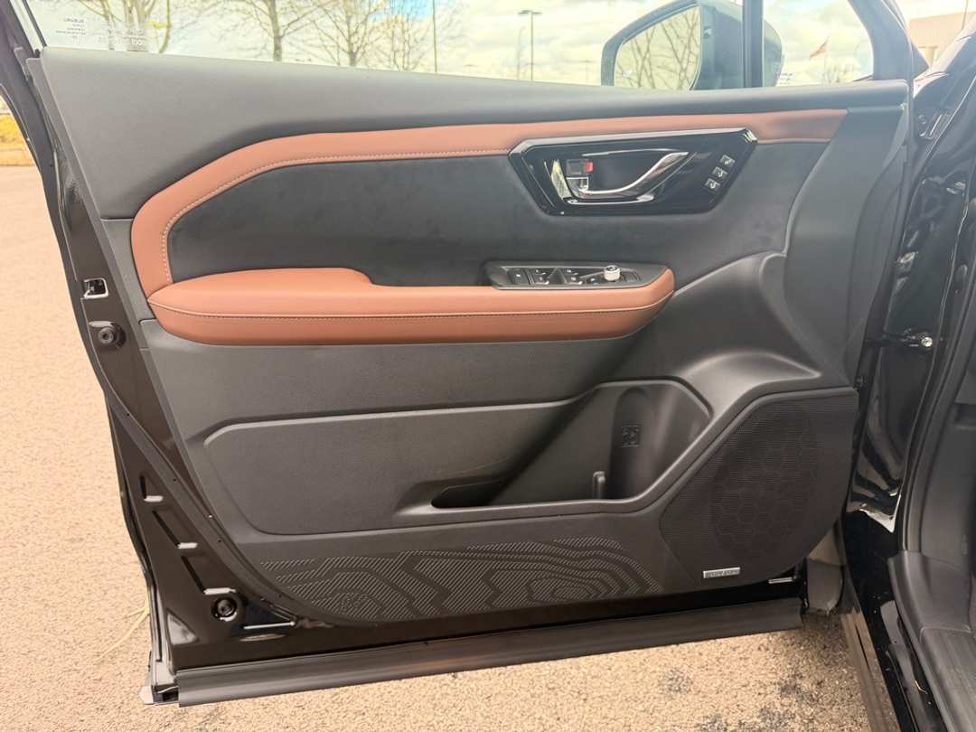 2026 Subaru Forester Touring - Image 11