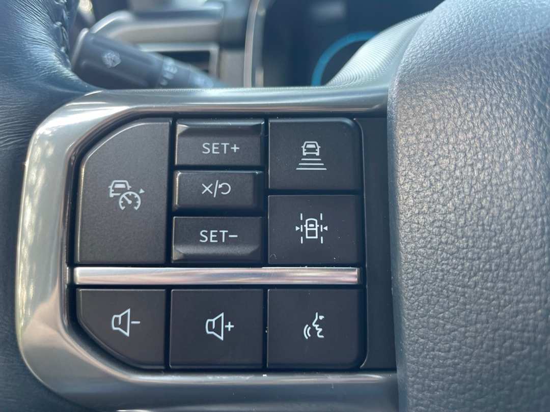 2023 Ford F-150 Limited - Image 13