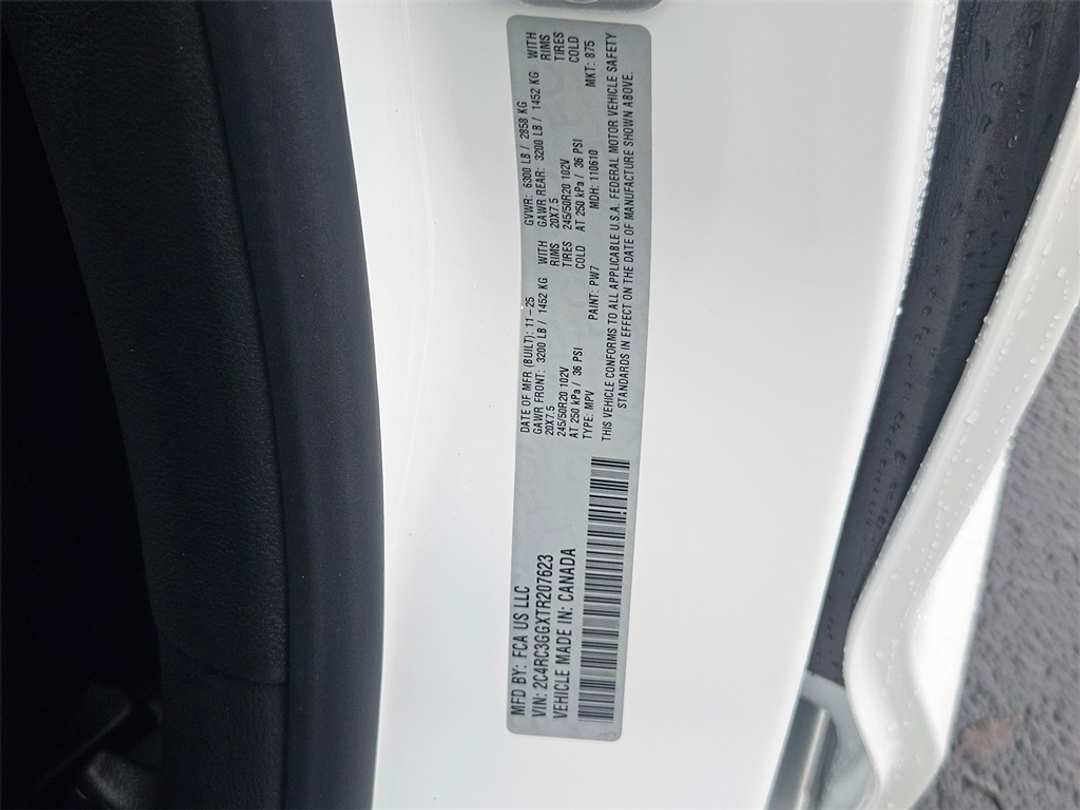 2026 Chrysler Pacifica Limited - Image 44