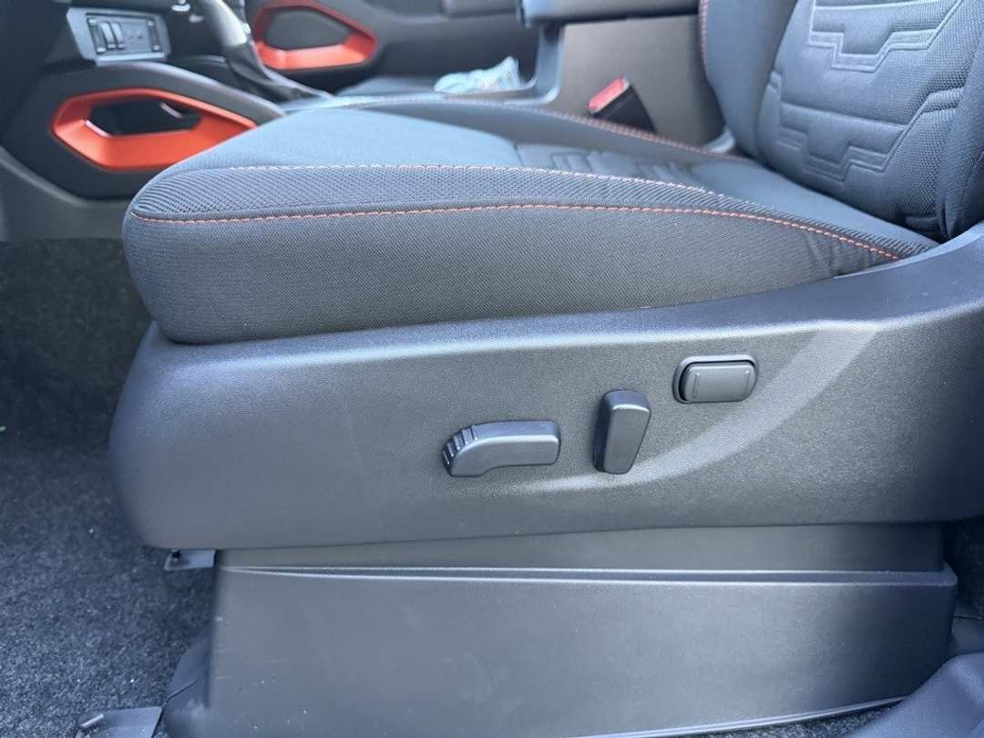 2026 Nissan Frontier PRO4X - Image 13