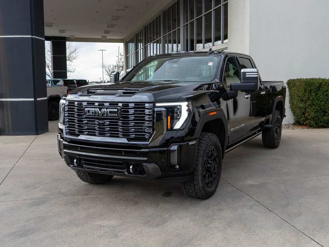 2024 GMC Sierra 3500Hd Denali Ultimate - Image 3