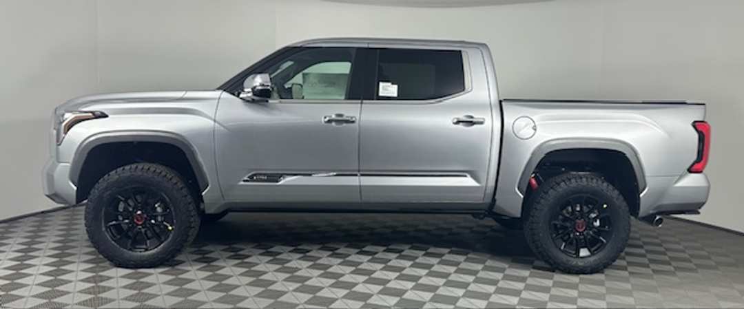 Toyota Tundra - Image 5