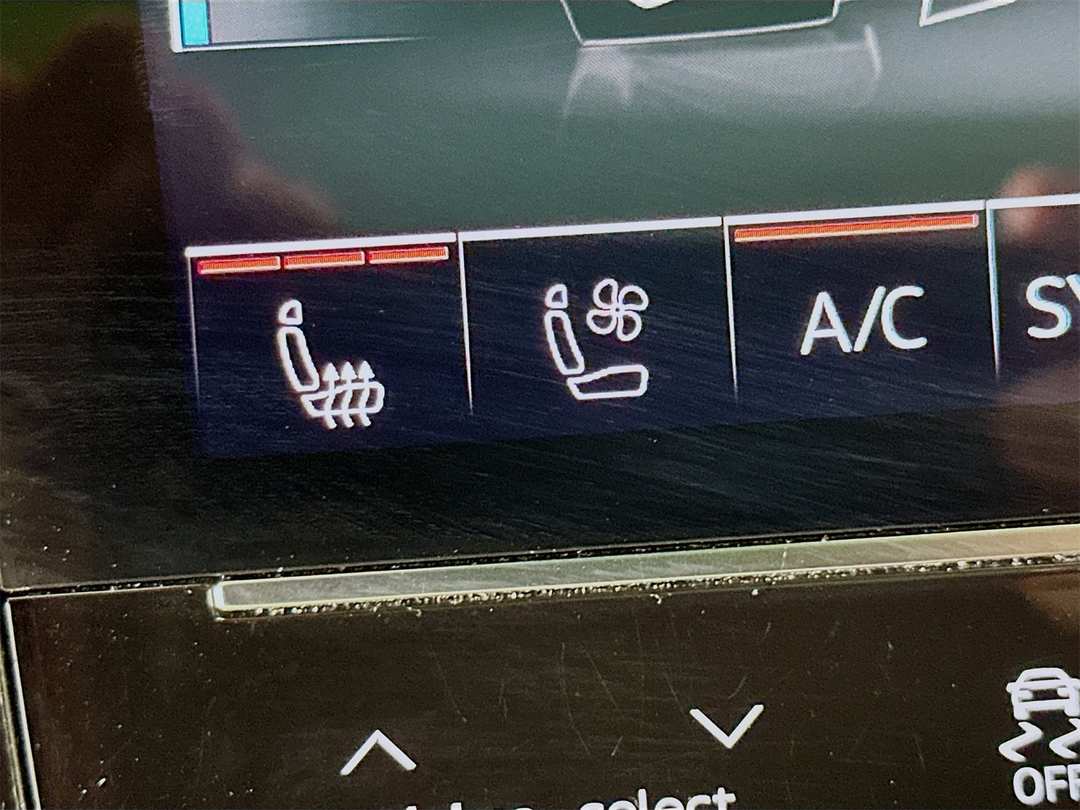 2022 Audi E-Tron Premium Plus - Image 21