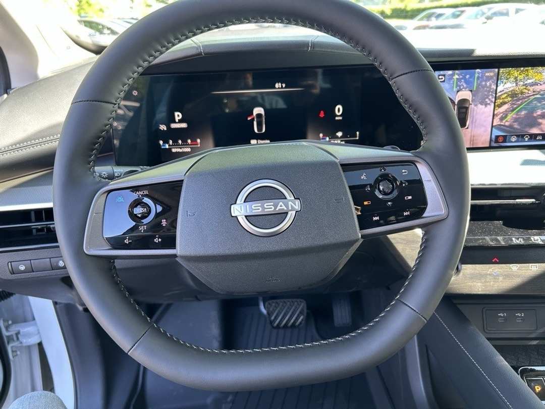 2025 Nissan Murano SL - Image 12