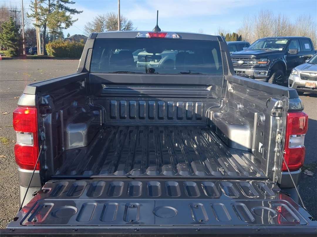 2025 Ford Maverick XLT - Image 24