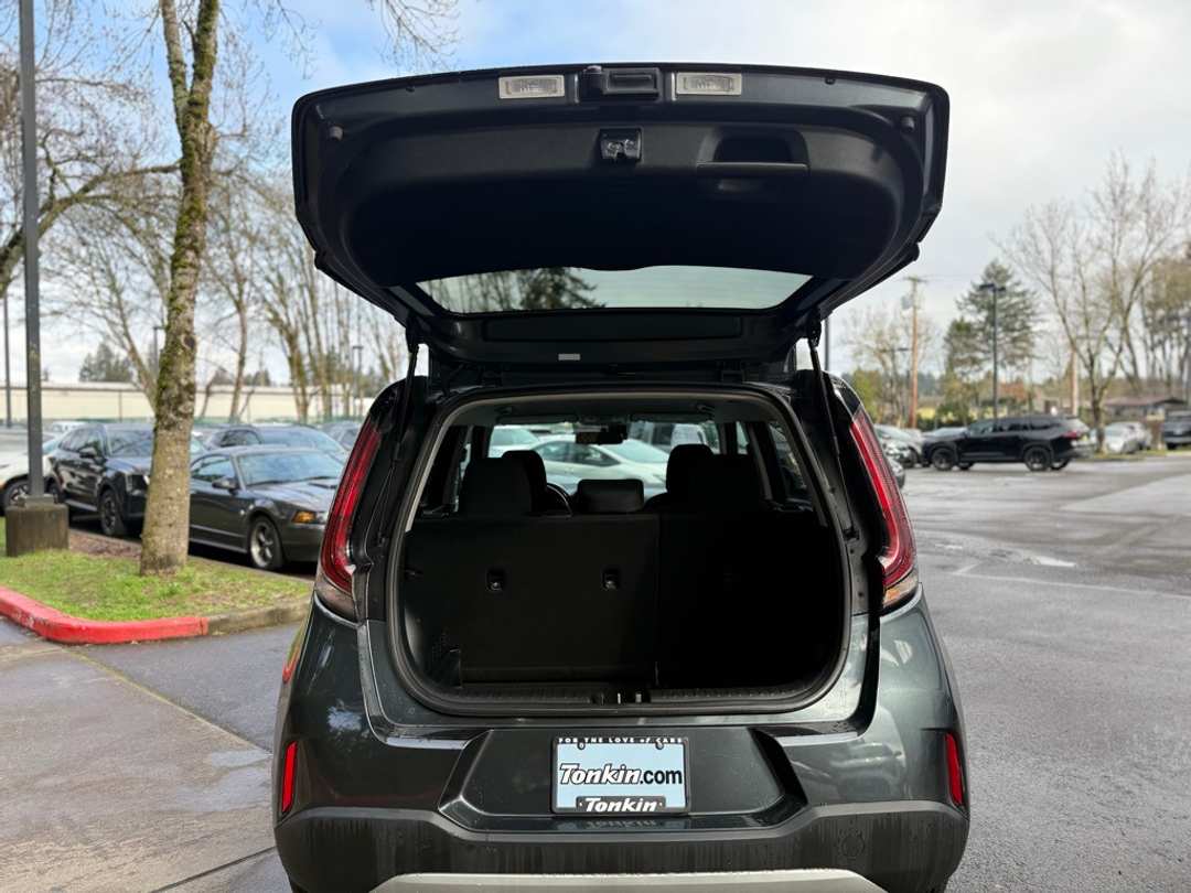 2024 Kia Soul LX - Image 17