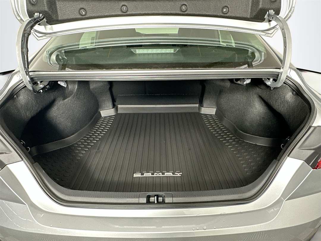 2026 Toyota Camry LE - Image 26