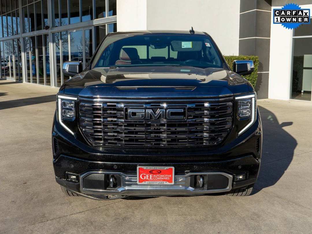 2023 GMC Sierra 1500 Denali Ultimate - Image 2