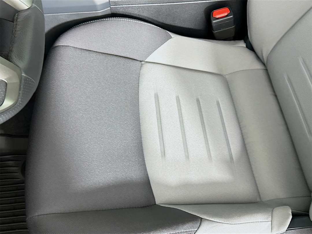 2025 Toyota Tacoma TRD Sport - Image 19