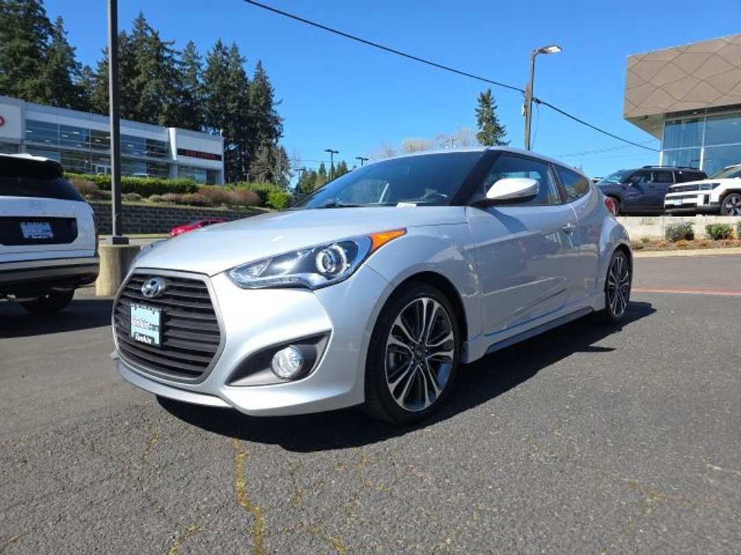 2016 Hyundai Veloster Turbo - Image 3