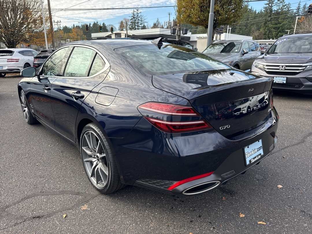 2026 Genesis G70 2.5T - Image 5