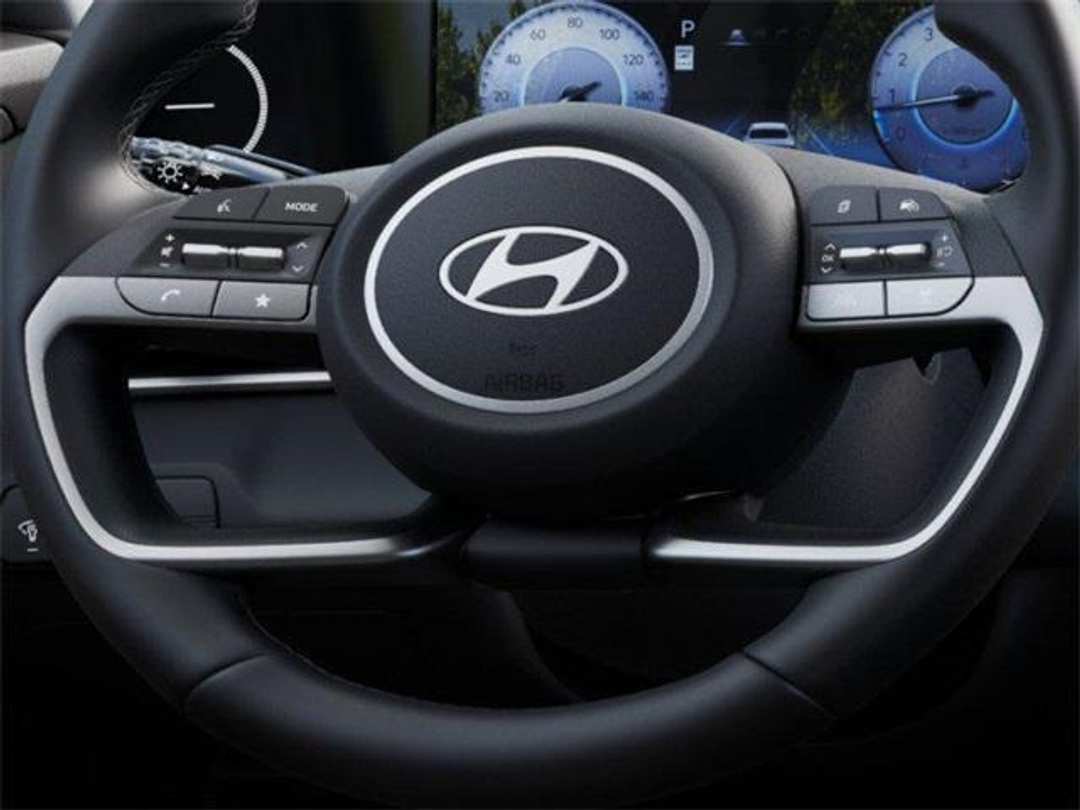 2026 Hyundai Elantra Limited - Image 15