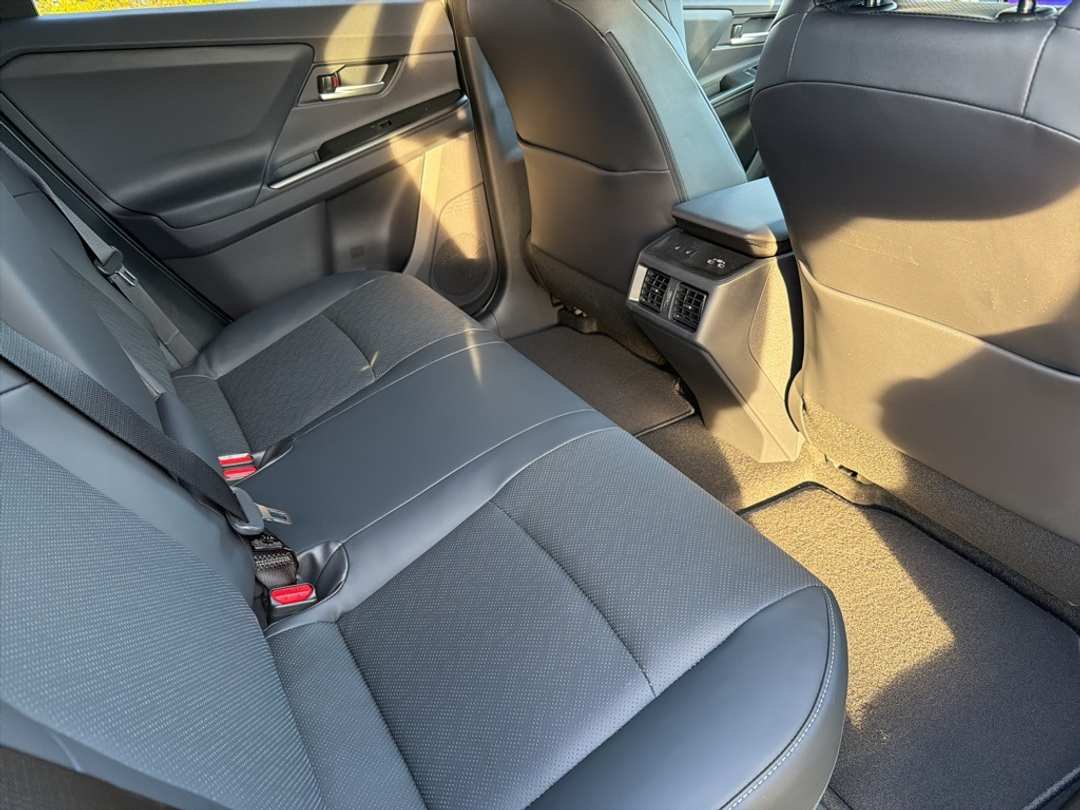 2026 Subaru Solterra Limited - Image 24