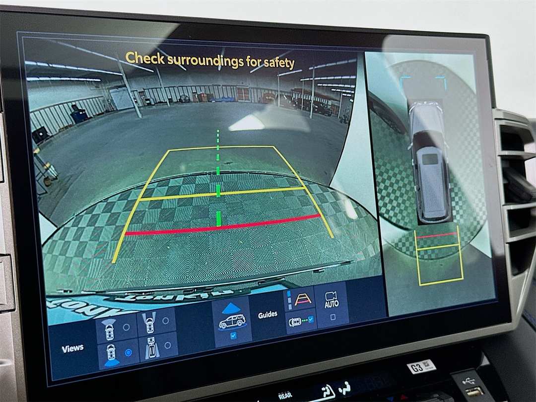 2026 Toyota Sequoia Platinum - Image 13